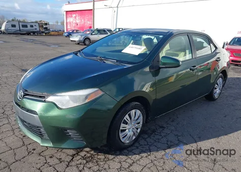 2014 Toyota Corolla Le Eco z USA, uszkodzony, nr VIN 5YFBPRHE4EP101578